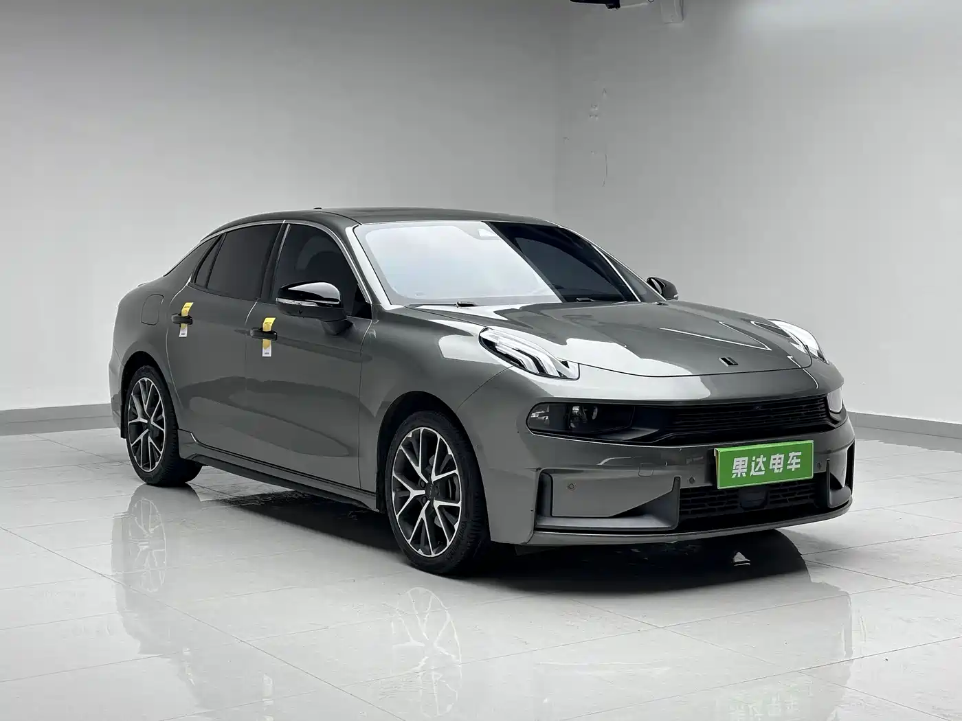 Lynk & Co 03 2021 2.0TD Auto Jin Champion Edition фото 5