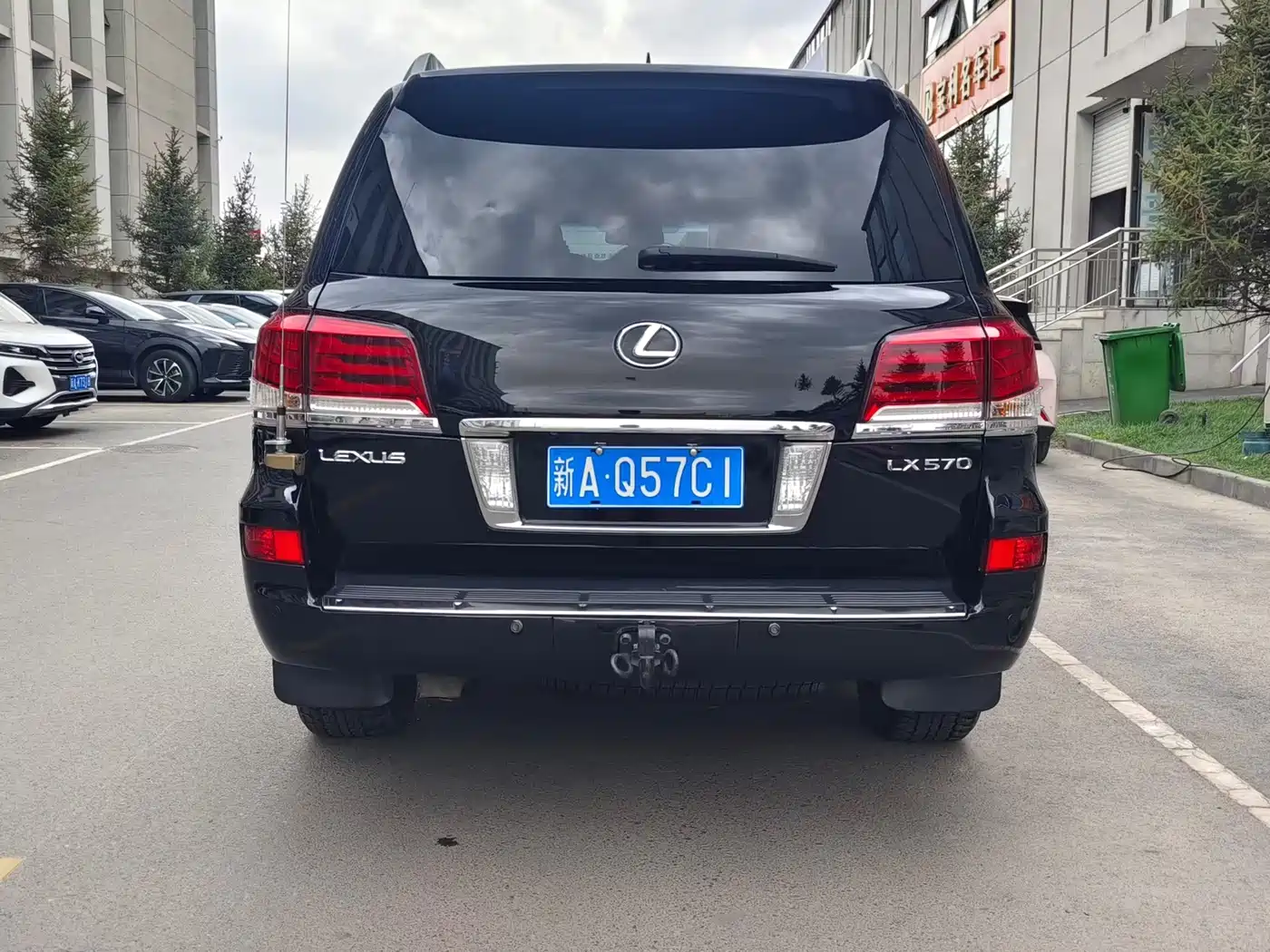 Lexus LX 2011 2009 570