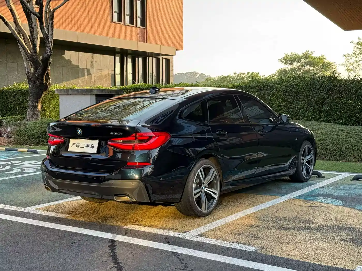 BMW 6 Series GT 2022 Model 630i M Sport Package фото 9