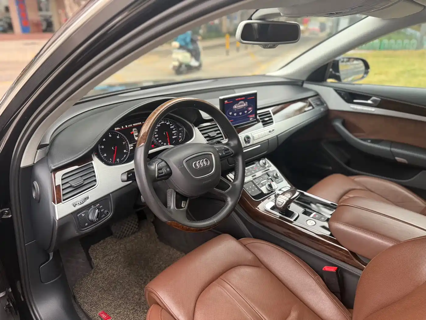 Audi A8 2013 A8L 45 TFSI quattro Luxury фото 6