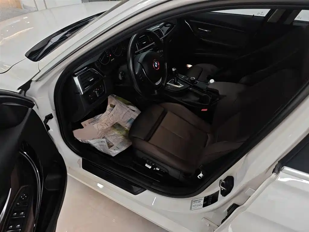 BMW 3 Series 2018 320Li Fashion Style фото 16