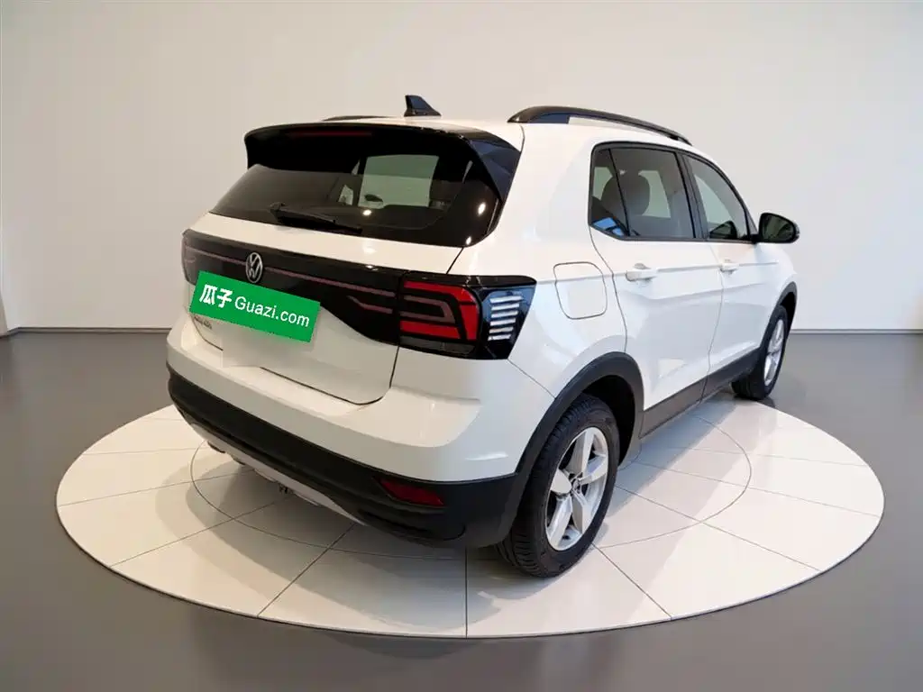 VOLKSWAGEN TU KAI