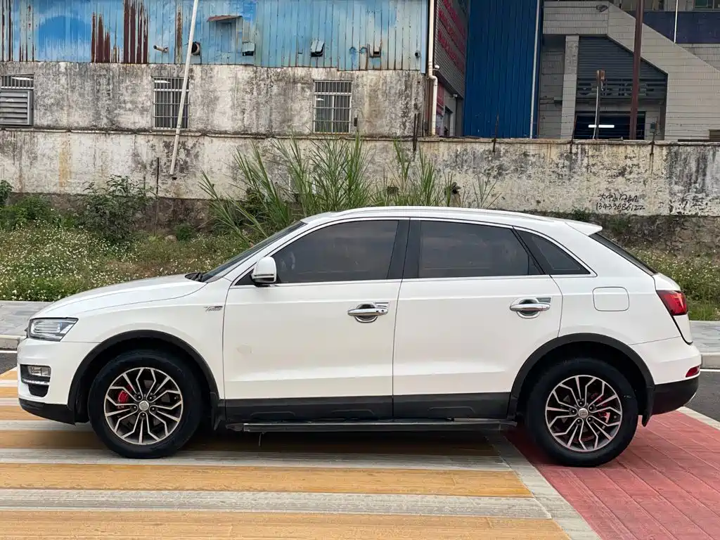 Zotye SR7 2017 2016 1.5T CVT Magic Cube Dream Edition (China V)