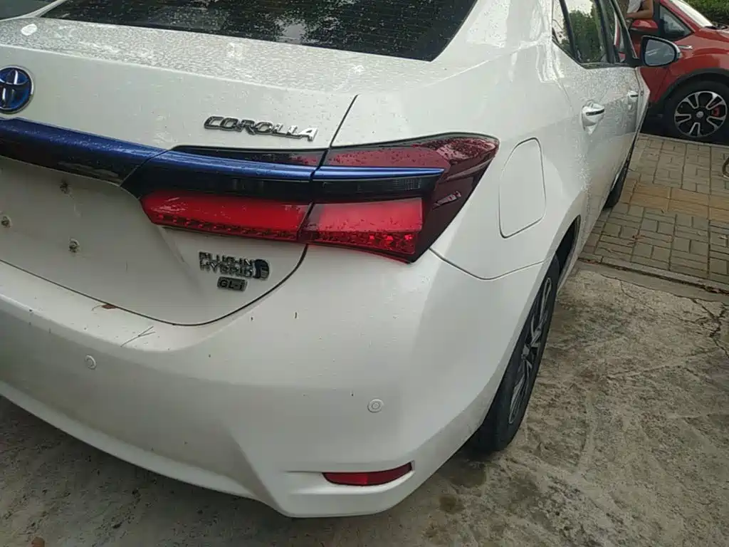 Фото 8 - Toyota Corolla Twin Engine E+