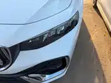 Фото 4 - Geely Preface