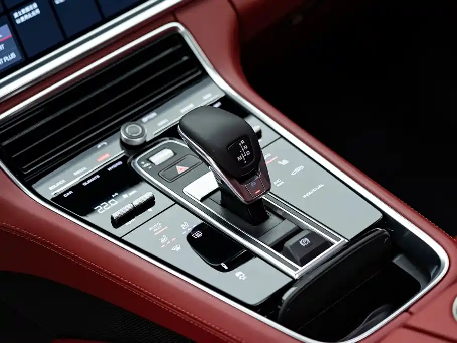 PORSCHE PANAMERA NEW ENERGY