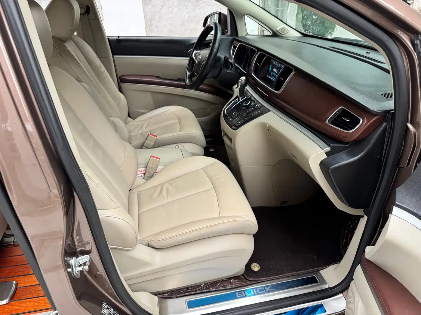 Buick GL8 2018 28T Luxury Model China VI фото 10