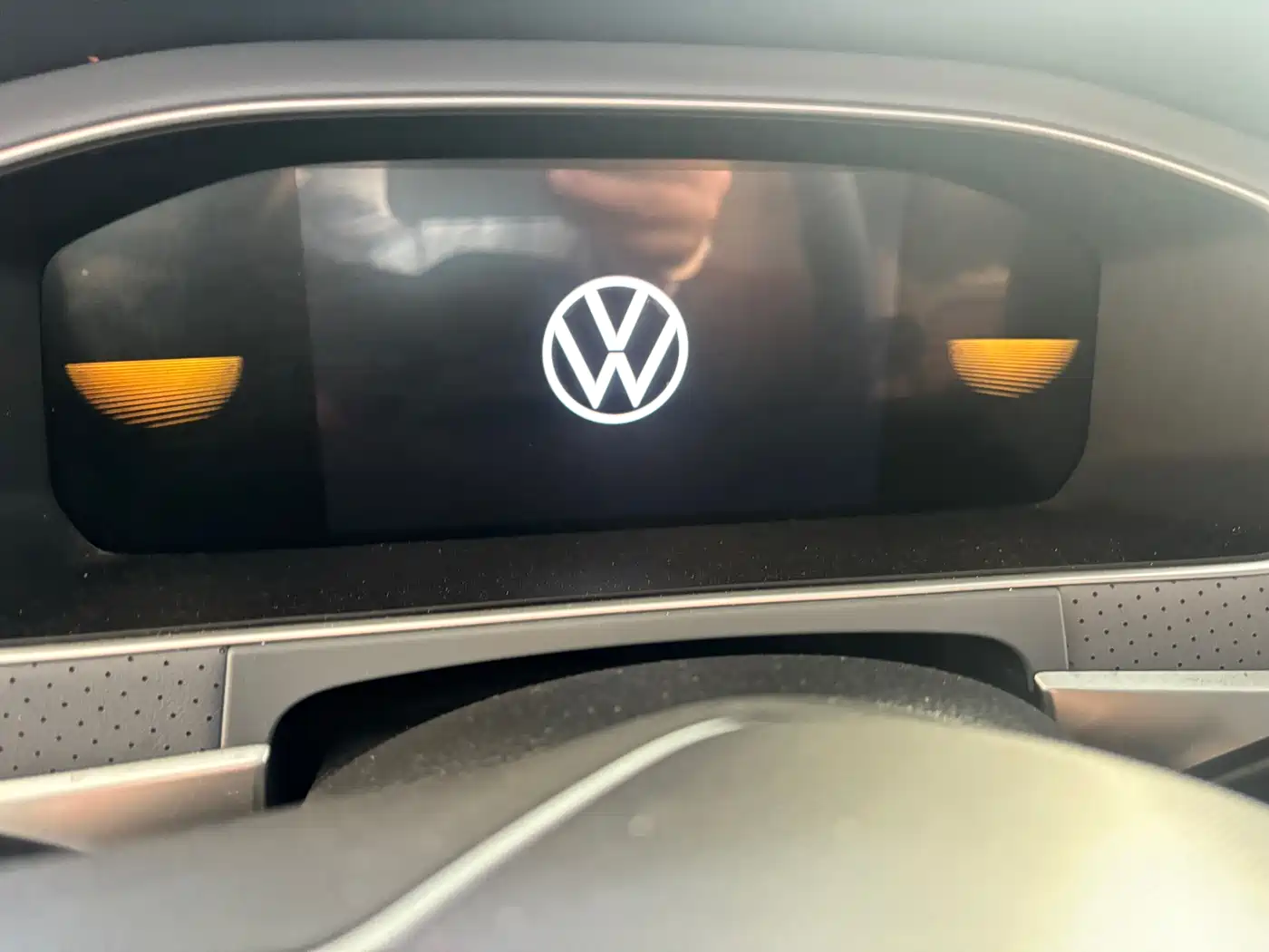 Volkswagen Lavida 2023 300TSI DSG Starlight Full Comfort Edition фото 6
