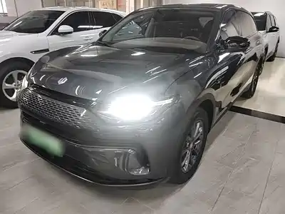 Leapmotor C11