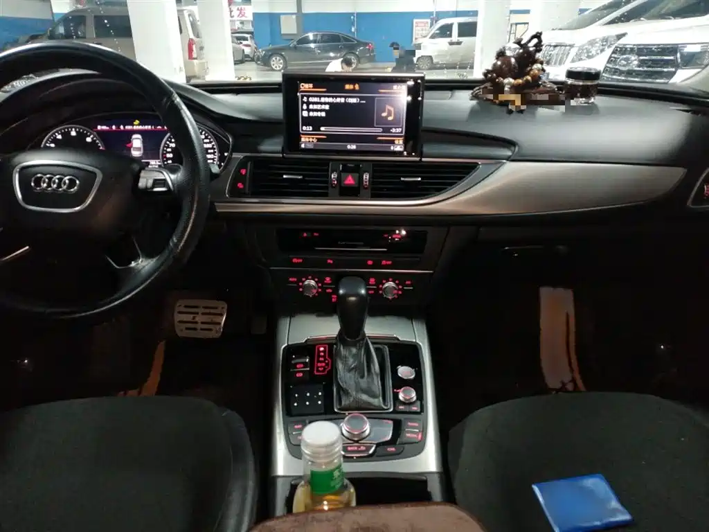 Audi A6L 2018 30th Anniversary 35 TFSI Fashion фото 6