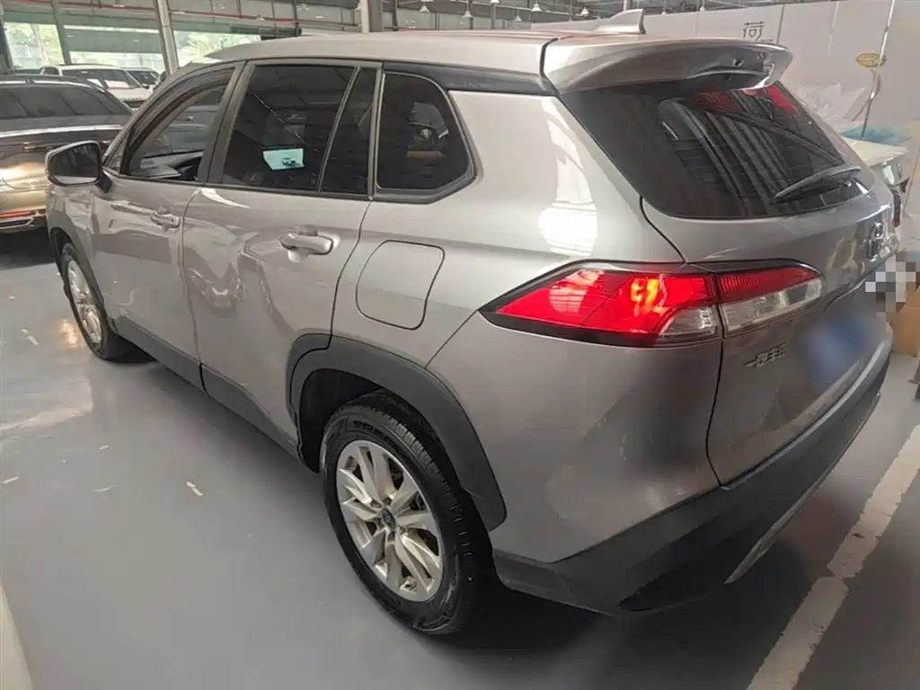 Toyota Corolla Cross 2023 2.0L Pioneer Edition фото 5