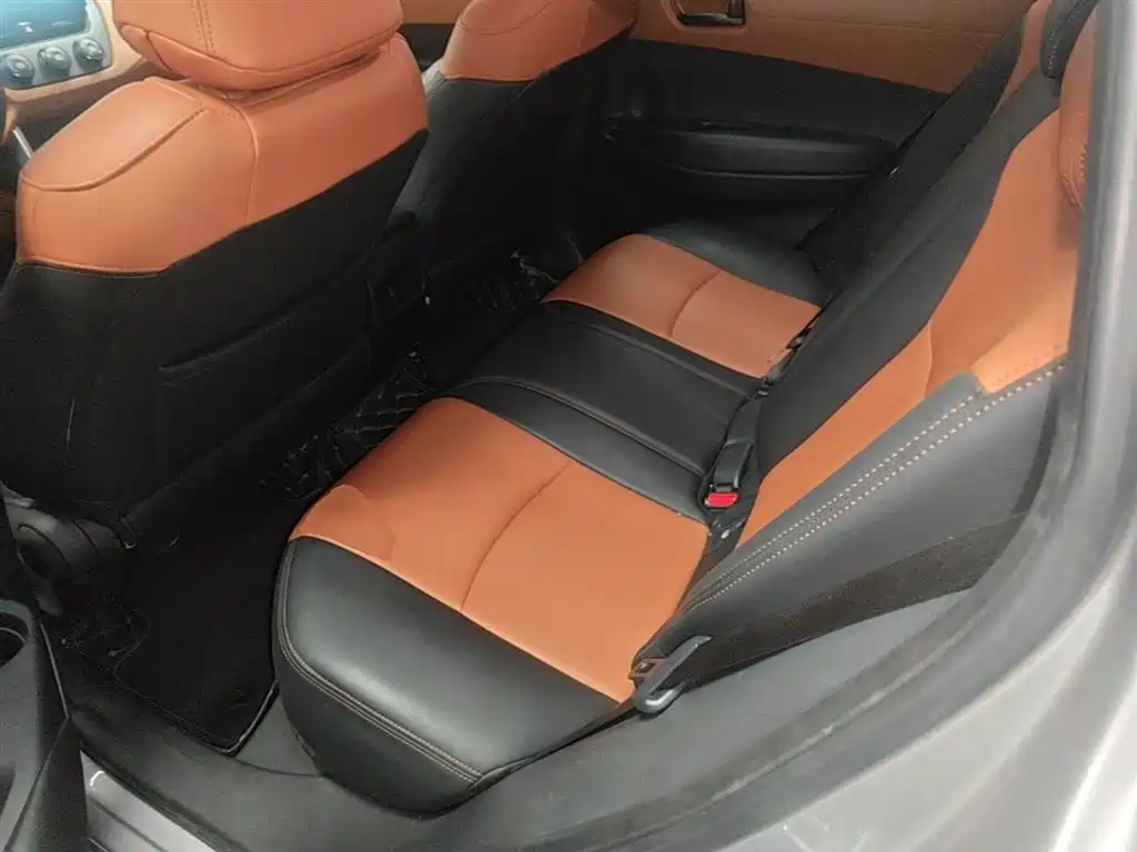 Toyota Corolla Cross 2023 2.0L Pioneer Edition фото 17