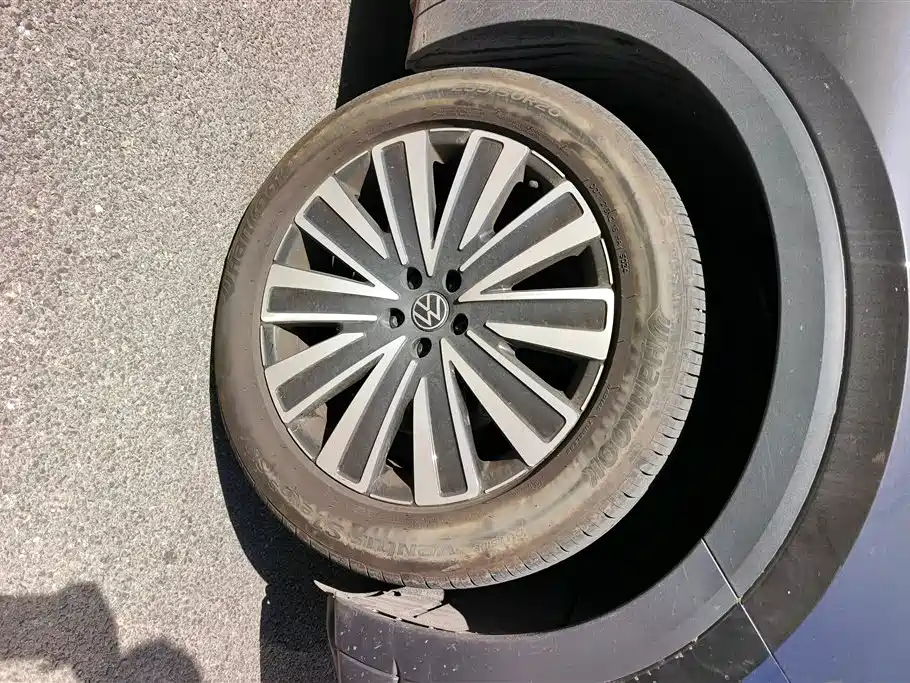 Volkswagen Talagon 2025 330TSI Luxury Cruise Public Edition фото 6
