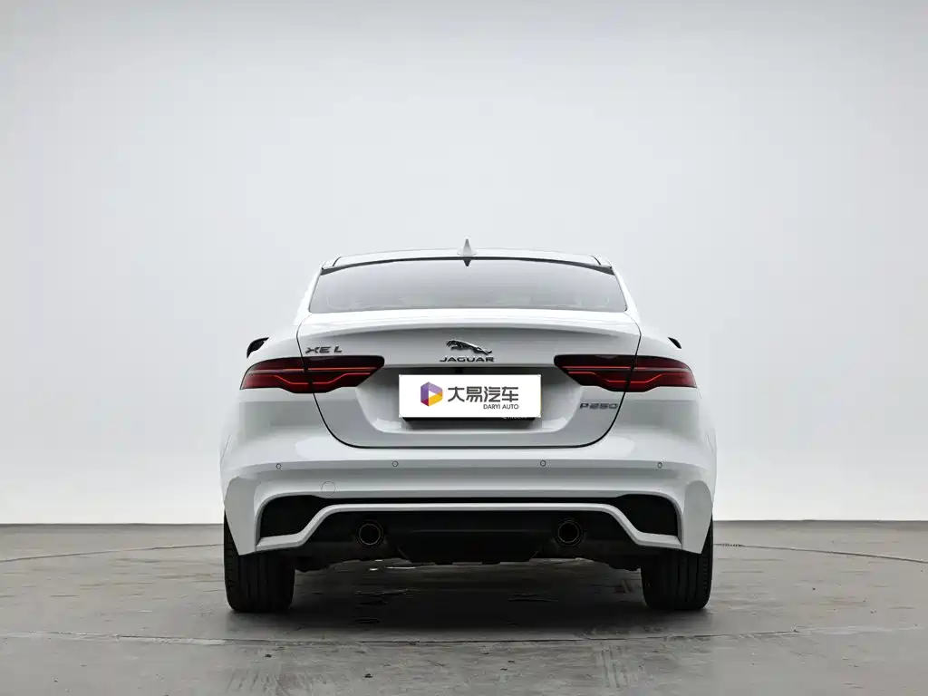 2025 Jaguar XEL