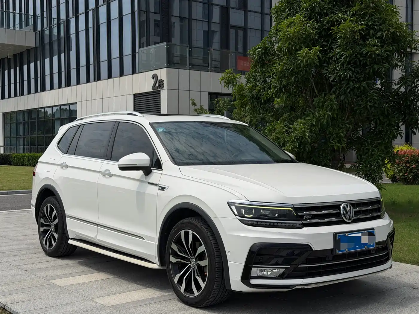 Volkswagen Tiguan L 2019 330TSI Automatic 2WD R-Line Flagship Edition China VI фото 3