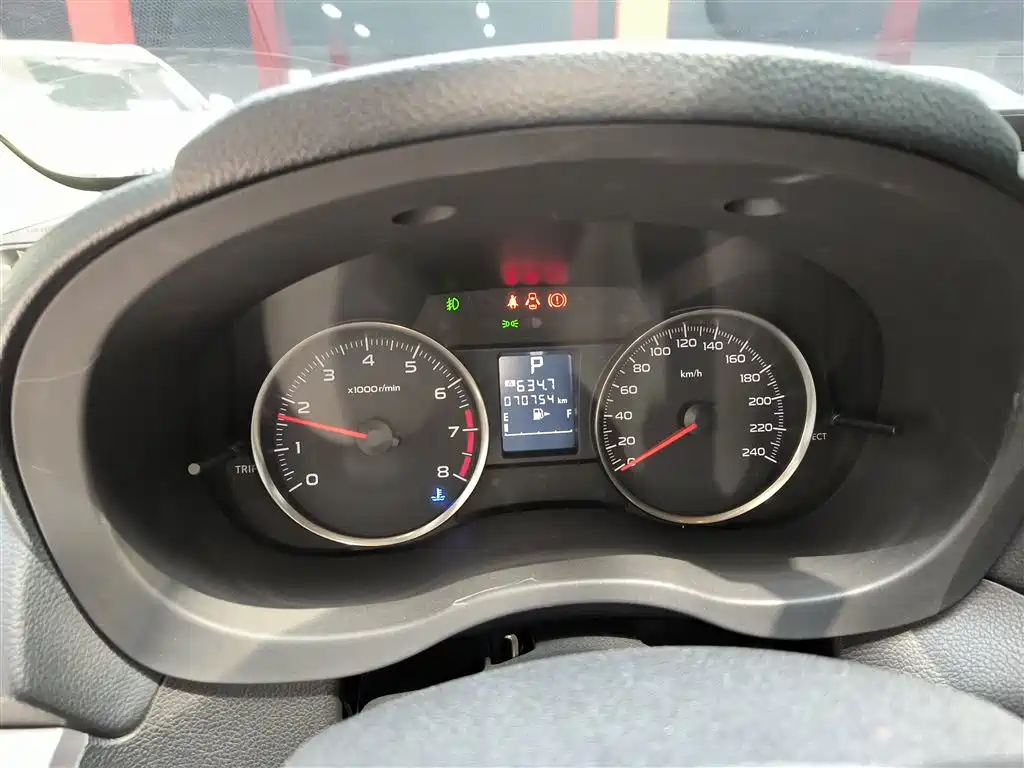 Subaru XV 2014 2.0i Elite фото 8