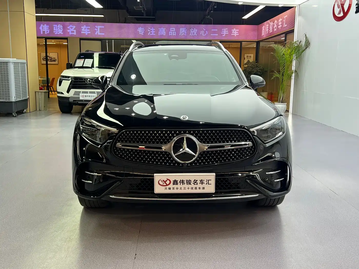 Mercedes-Benz GLC 2023 Facelift GLC 300 L 4MATIC Luxury 5-Seater фото 3