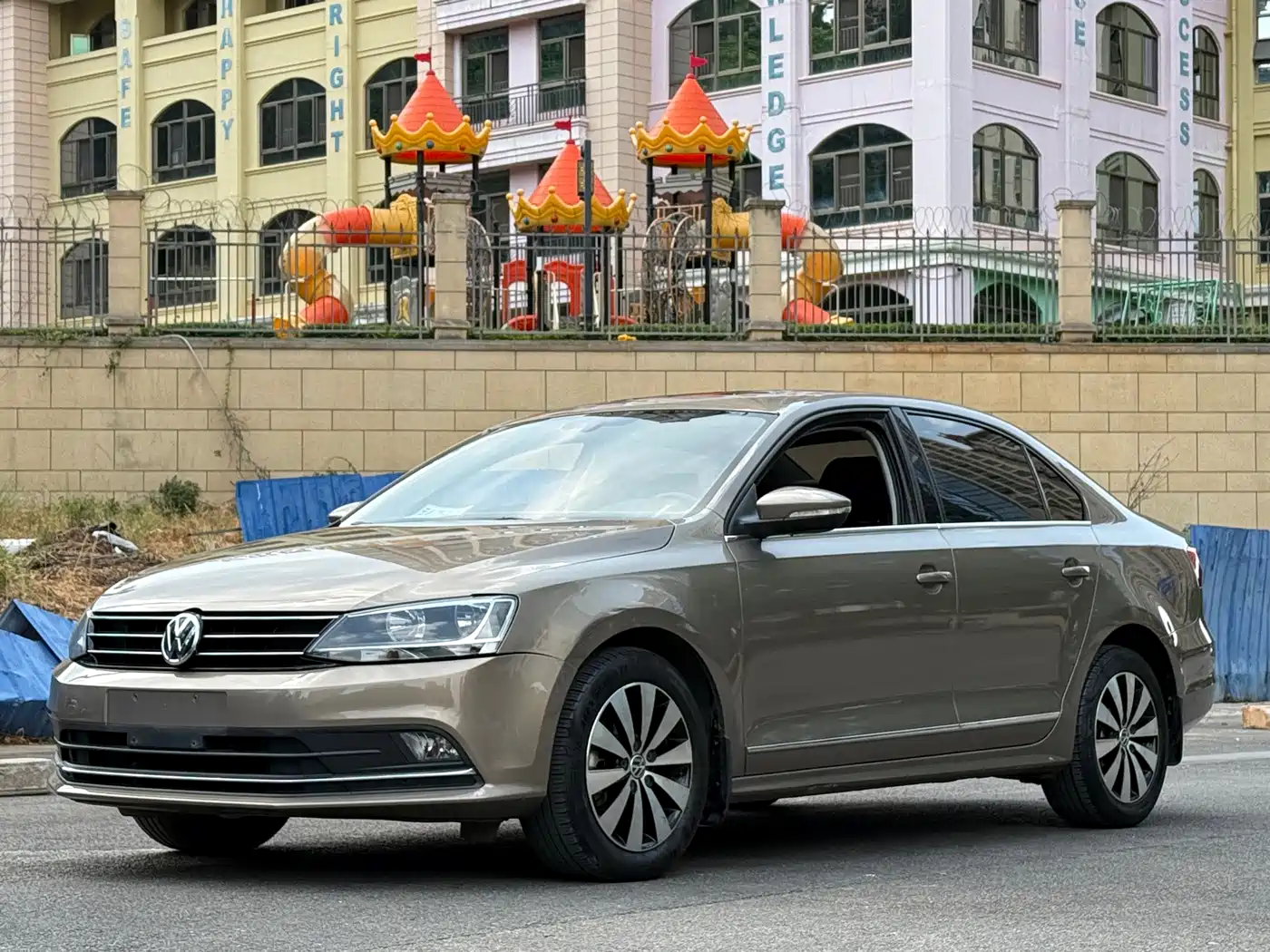 Volkswagen Sagitar 2018 180TSI DSG Premium Edition