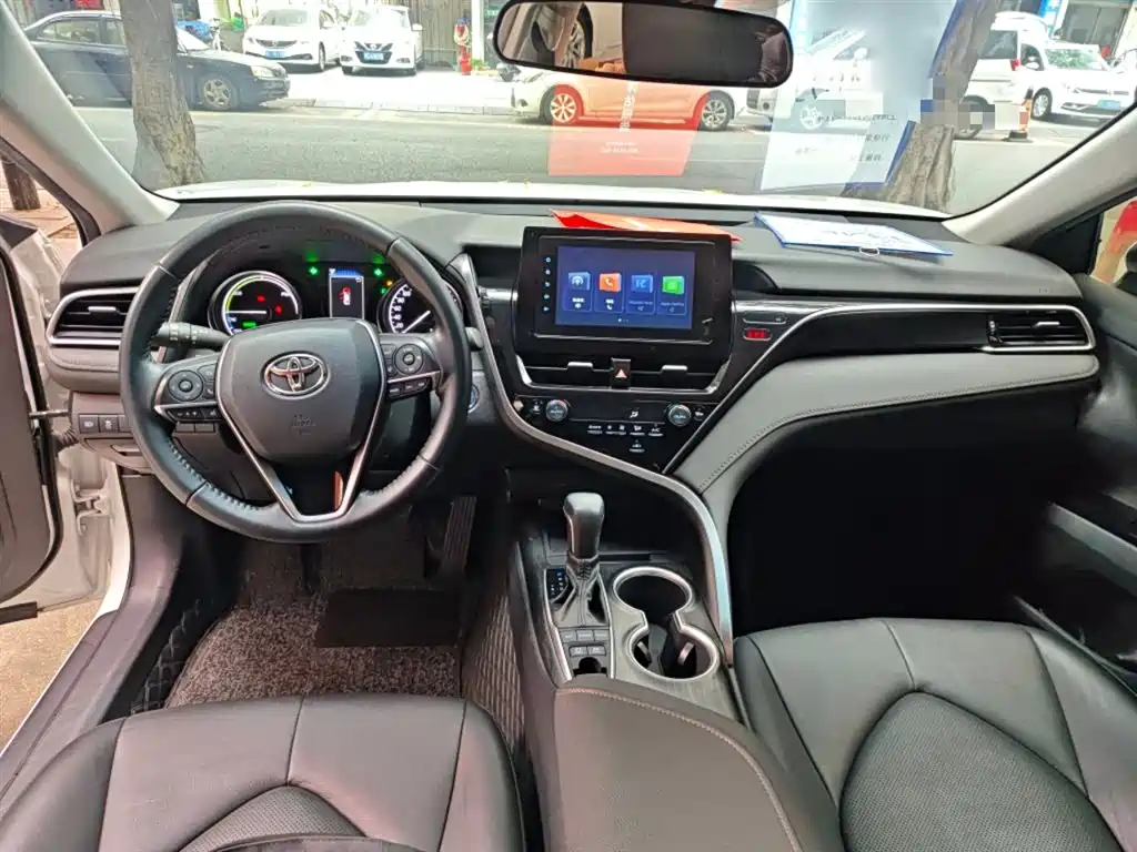 Toyota Camry 2023 Hybrid 2.5HGVP Leading Edition фото 10