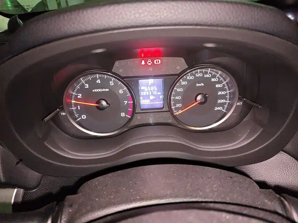Subaru XV 2016 Model 2.0i Comfort Navigation Edition фото 8