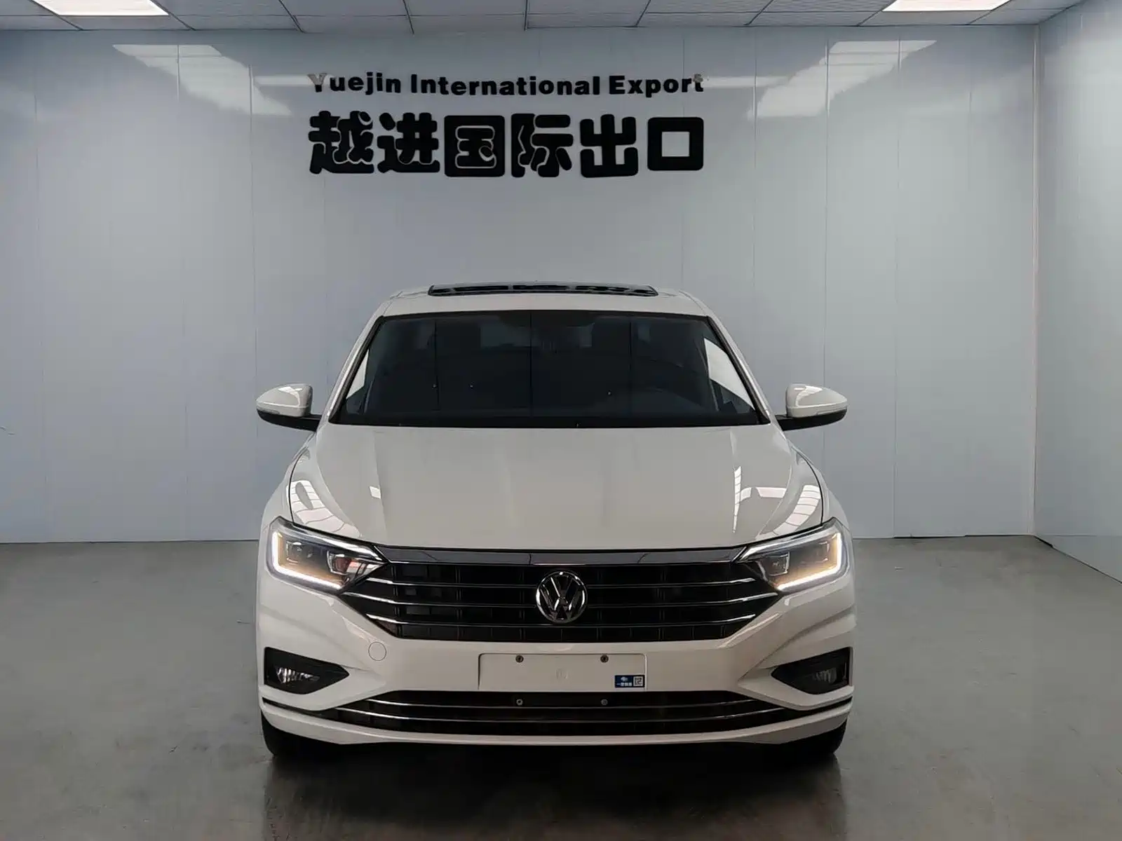Фото 2 - Volkswagen Sagitar