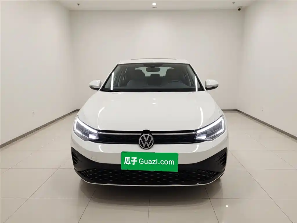 Volkswagen Lavida 2023 Xinrui 1.5L Auto Xinyi Edition фото 3