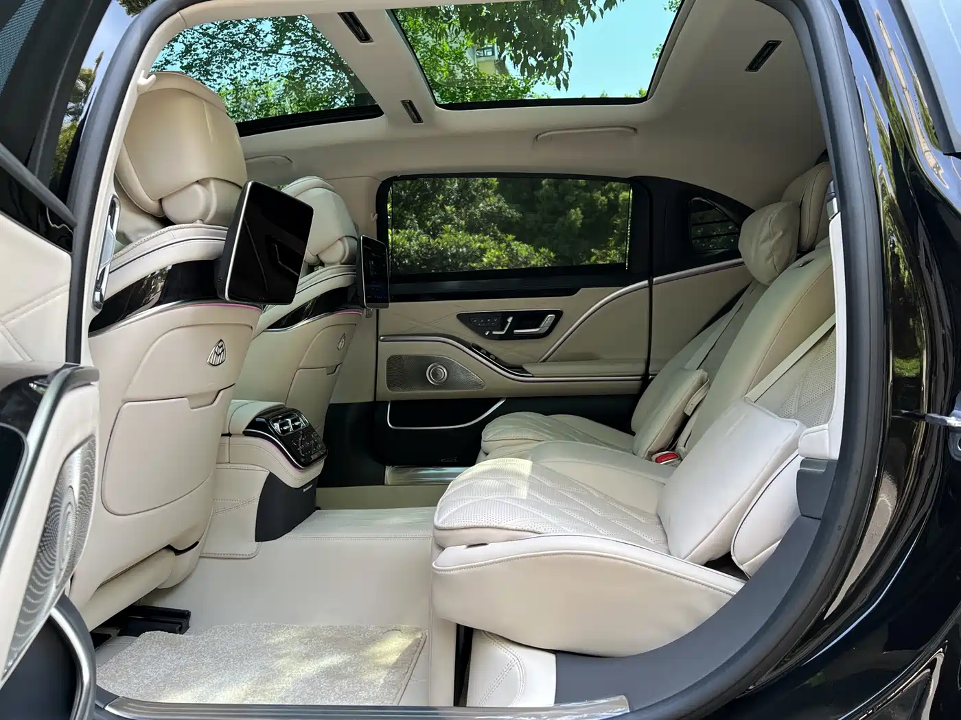 MERCEDES-BENZ MAYBACH S-CLASS