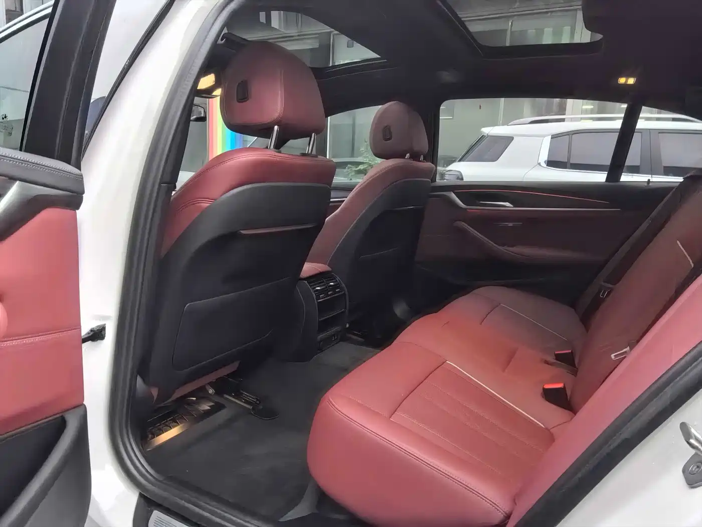 BMW 5 Series 2022 530Li xDrive M Sport Package фото 6
