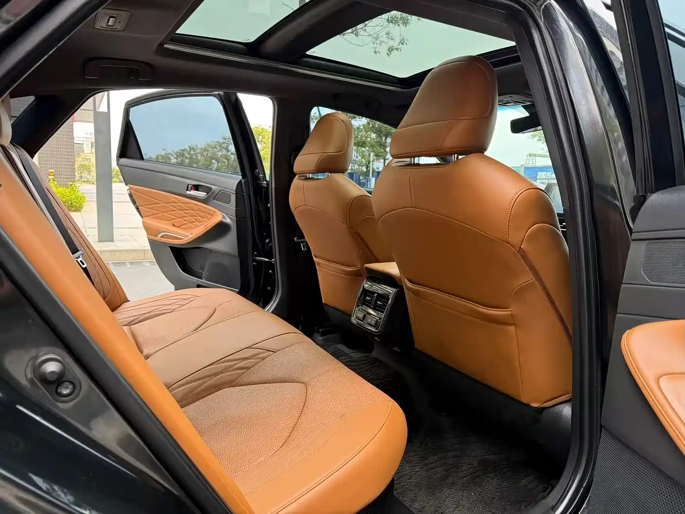 Фото 5 - Toyota Avalon