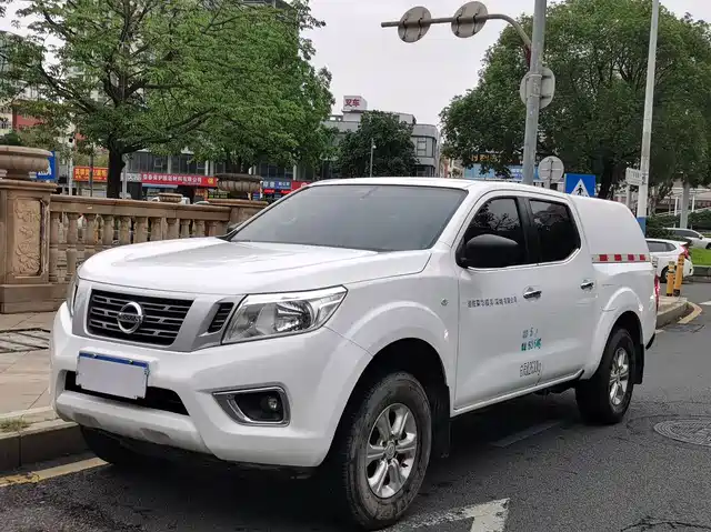Nissan Navara 2021 2.5L Manual 2WD Comfort QR25
