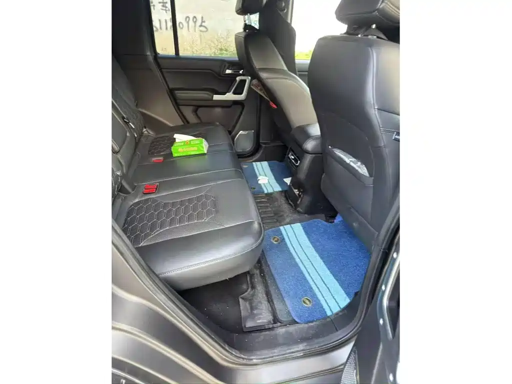 212 T01 2024 2024 2.0T Explorer