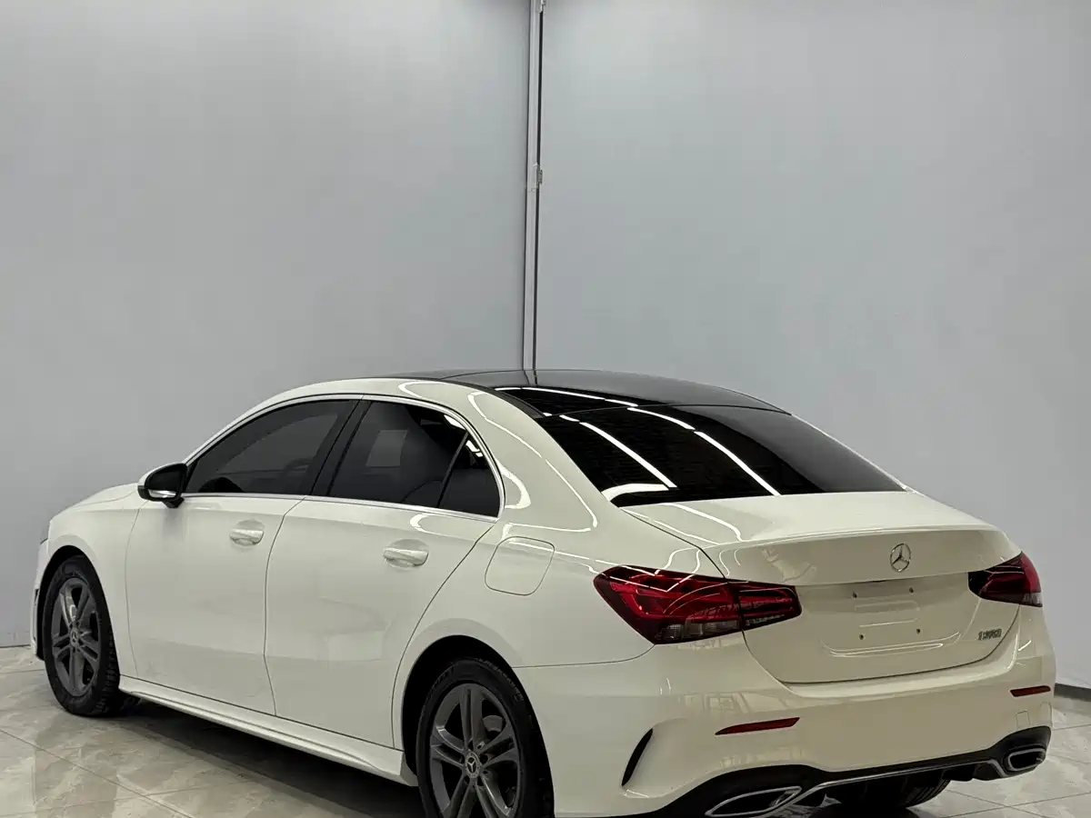 MERCEDES-BENZ A CLASS