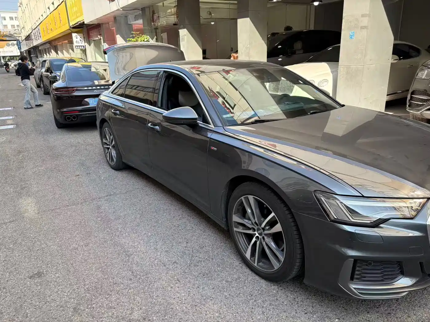Audi A6L 2021 40 TFSI Luxury Sport фото 6