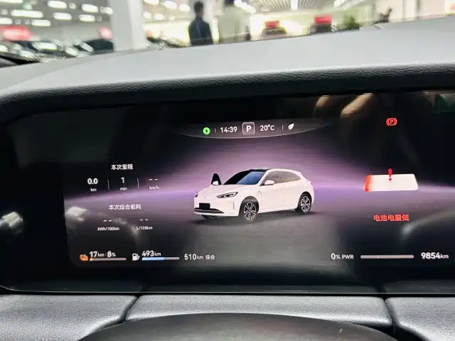 AITO Wenjie AITO M5 2025 Extended Range Ultra RWD фото 10