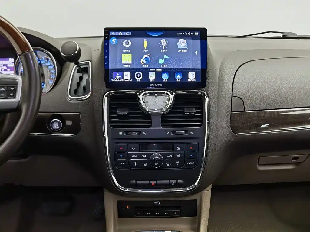 Chrysler Grand Voyager (Import) 2014 2013 3.6L Luxury Edition