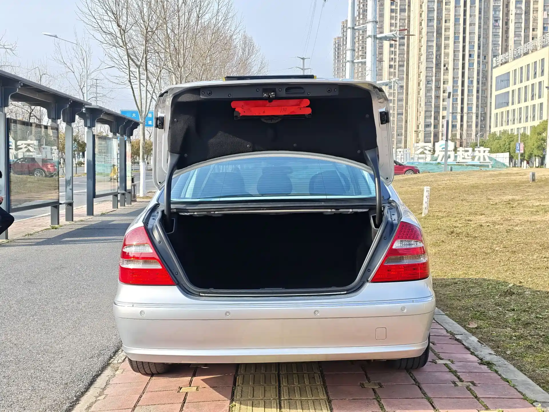 صورة 20 - Mercedes-Benz E-Class