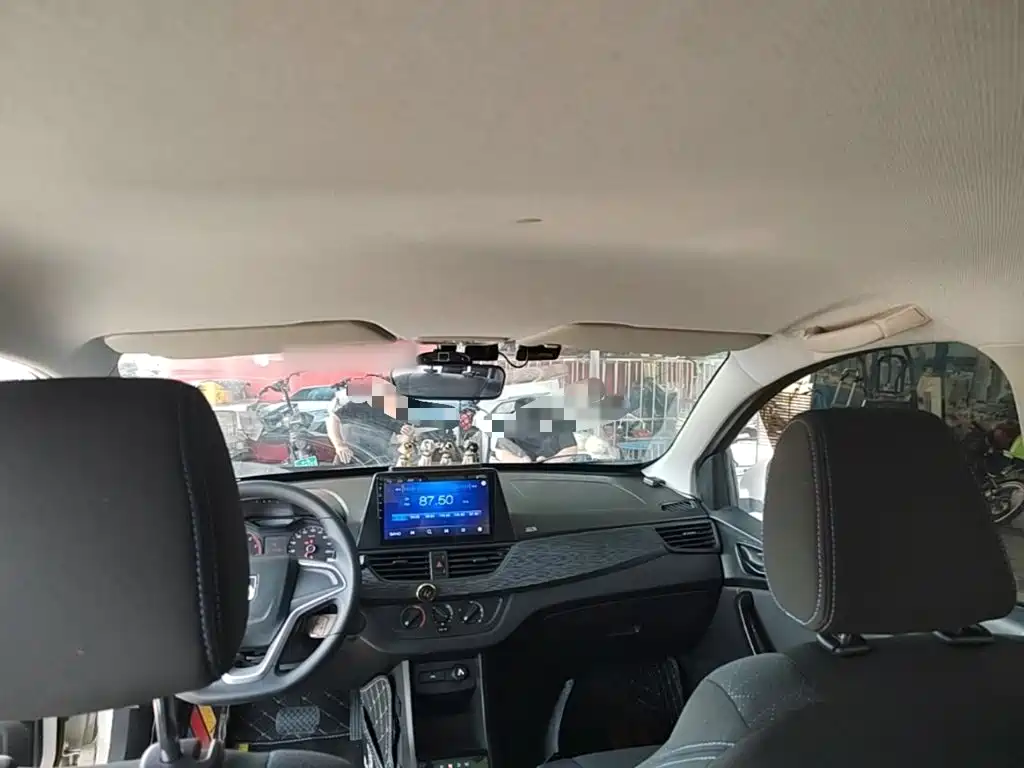 Baojun 310 2018 2017 1.5L Auto Comfort