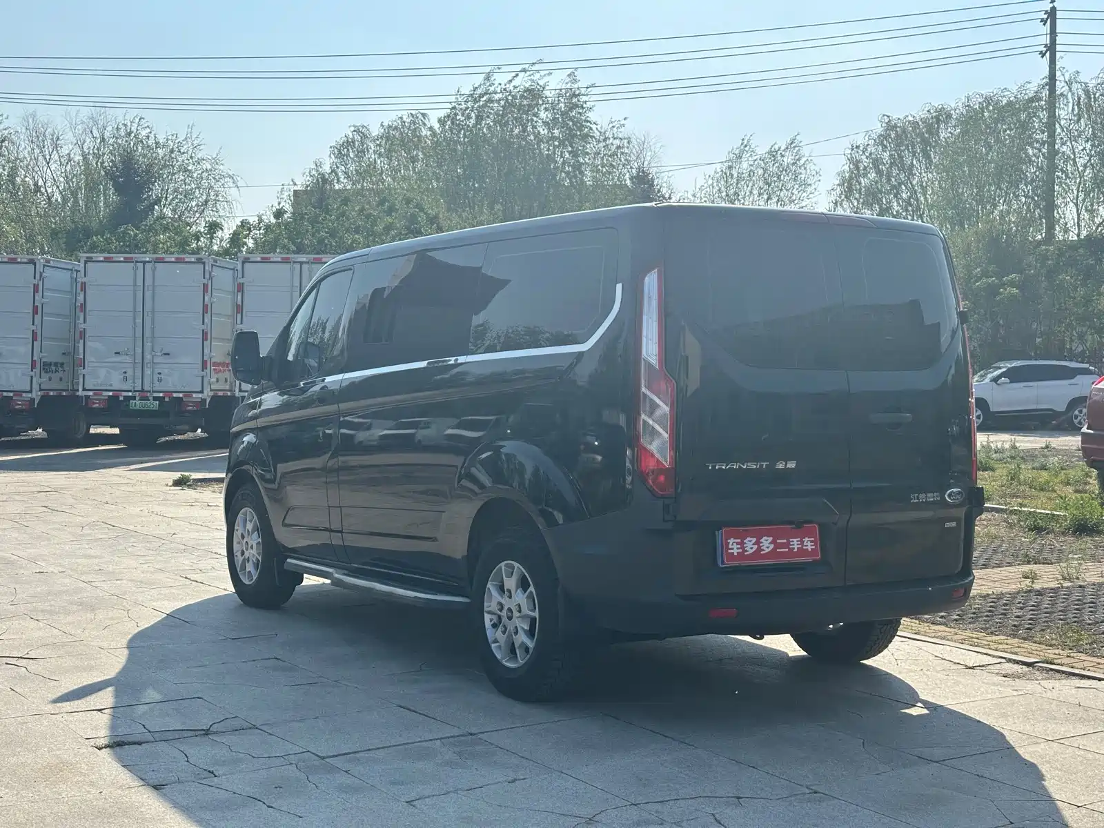 Photo 16 - Ford Transit