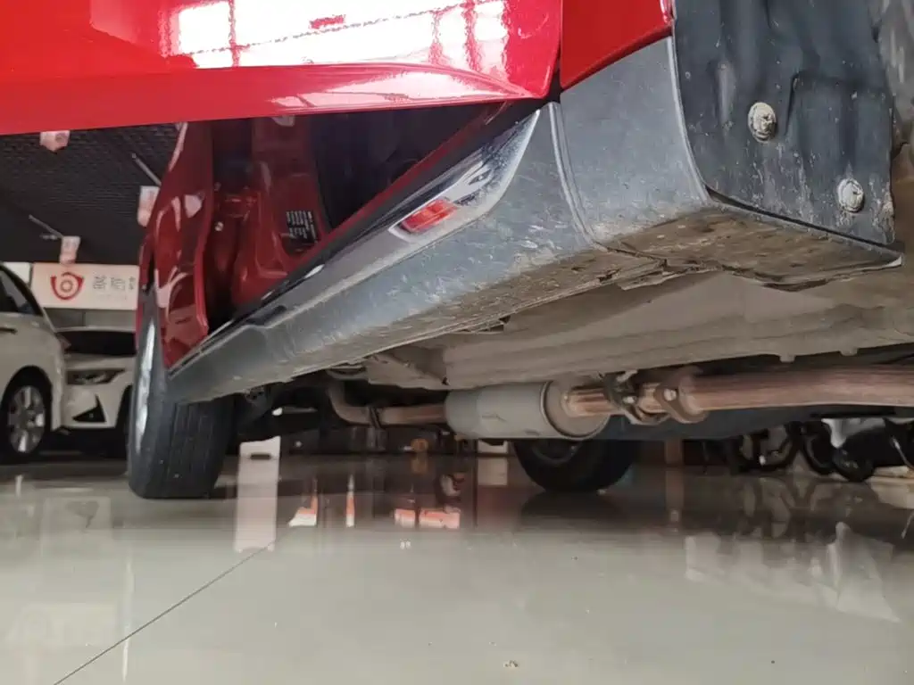 Photo 21 - Haval M6