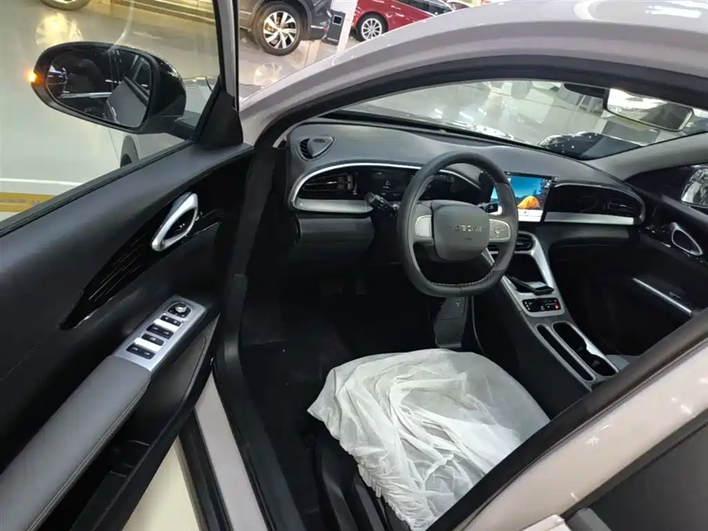 Geely Galaxy Starry Wish 2026 Edition 310km Youth Version фото 16