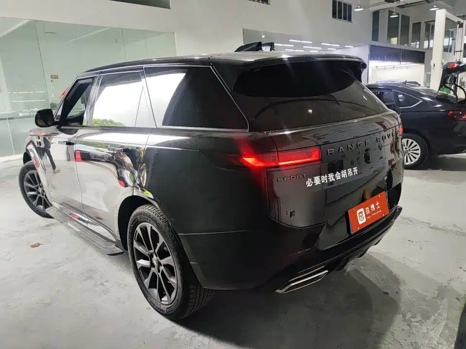 Land Rover Range Rover Sport 2024 400PS Dynamic SE фото 6
