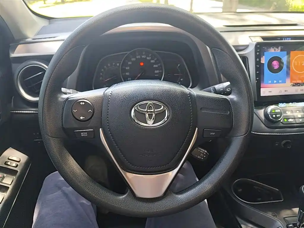 Toyota RAV4 Rongfang 2019 2.0L CVT 2WD Pioneer Edition China VI фото 11