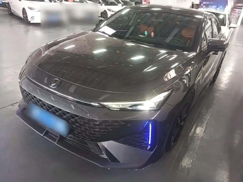  Changan Changan UNI-V 2024 1.5T Smart Pilot