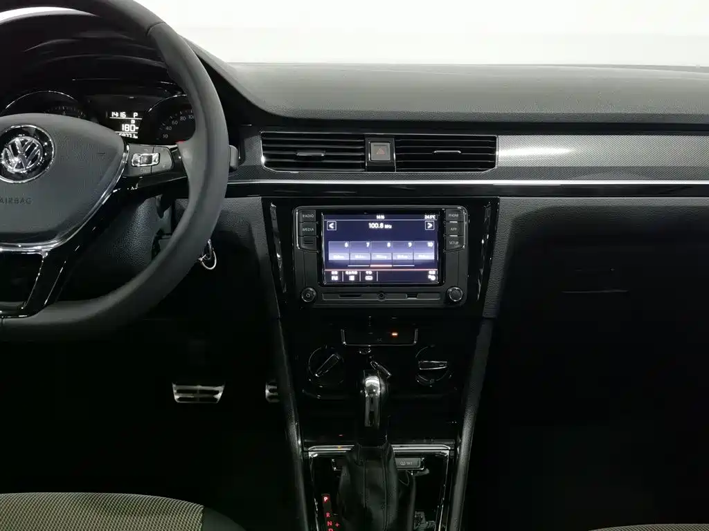 Volkswagen C-TREK 2020 1.5L Automatic Comfort Edition фото 12