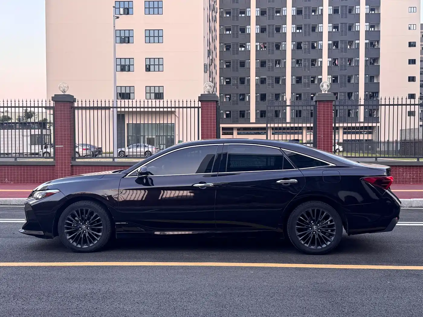 Toyota Avalon 2020 2019 2.0L XLE Premium Edition (China VI)