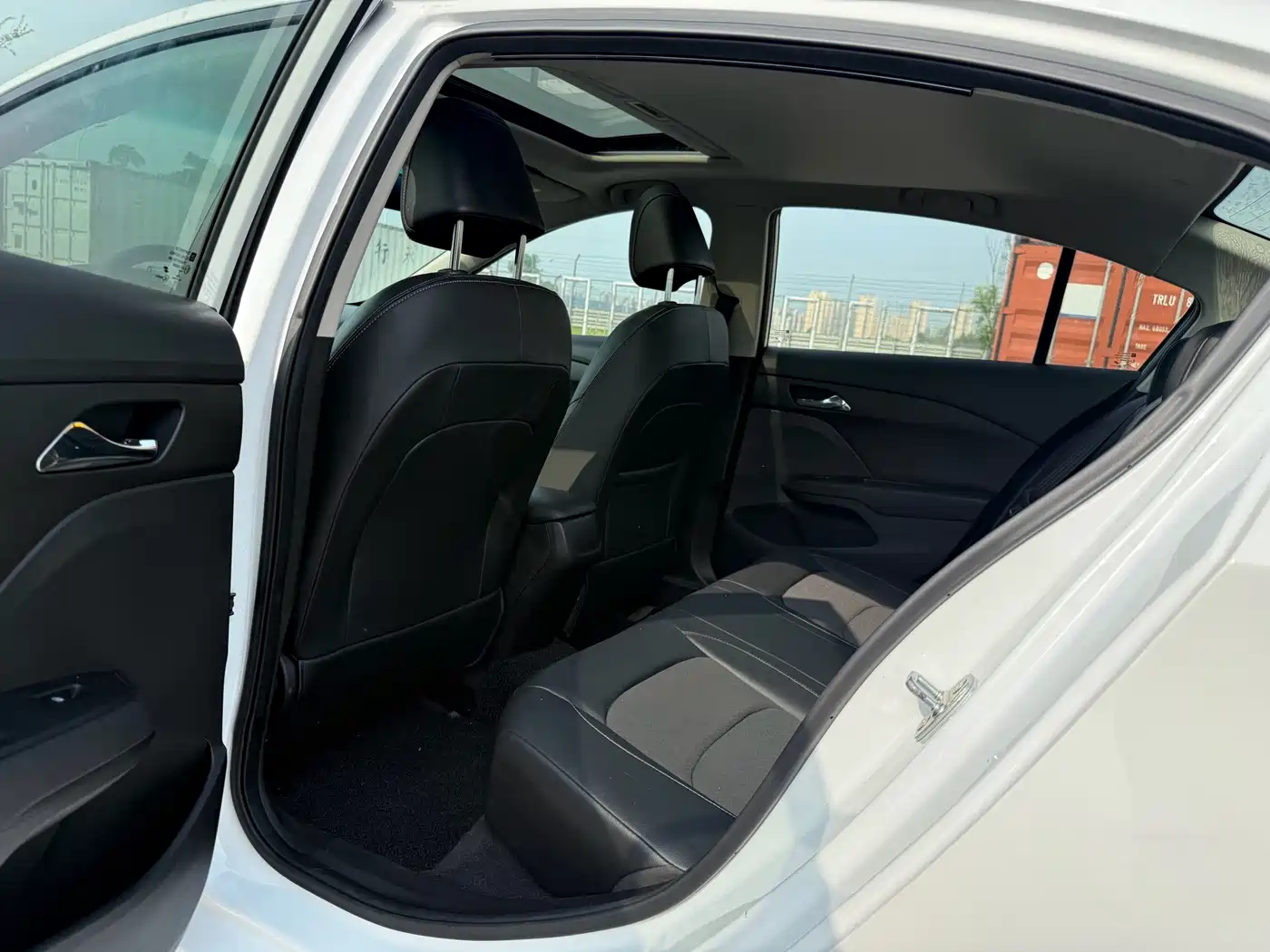 Chevrolet Cavalier 2019 320 Automatic Joy Edition фото 8
