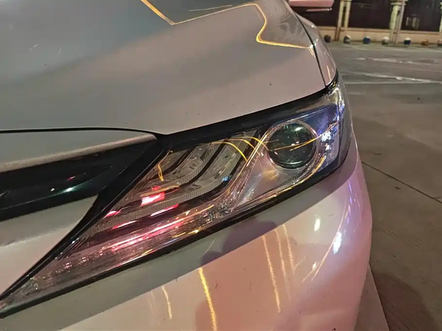 Toyota Camry 2018 2.5G Luxury Edition фото 5