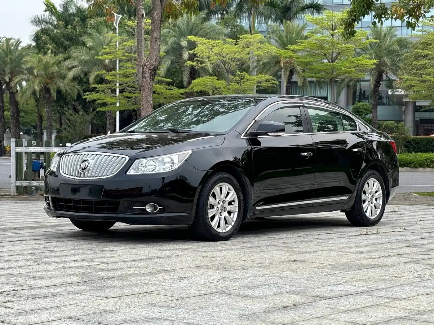 Buick LaCrosse 2013 2012 Model 2.4L SIDI Comfort