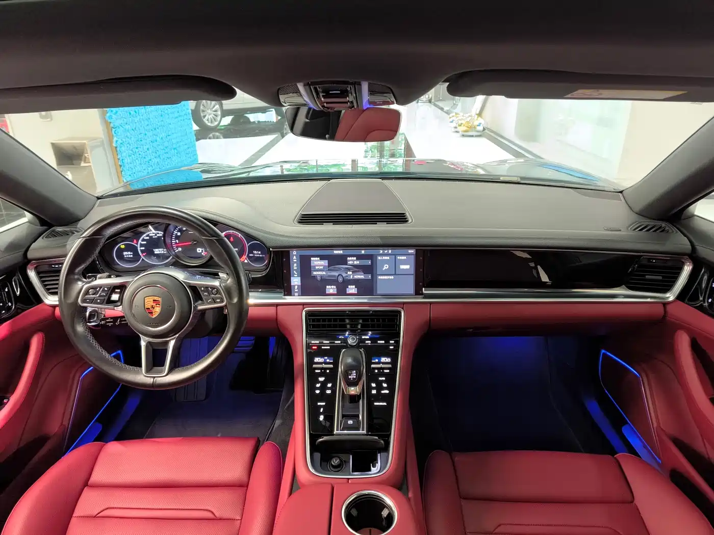 Porsche Panamera 2017 Panamera 4 Executive Long Wheelbase 3.0T фото 23