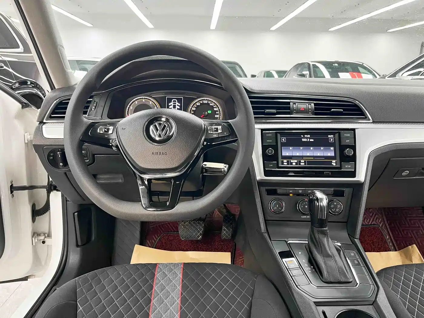 Volkswagen Lamando 2019 230TSI DSG Fashion Edition China VI фото 13
